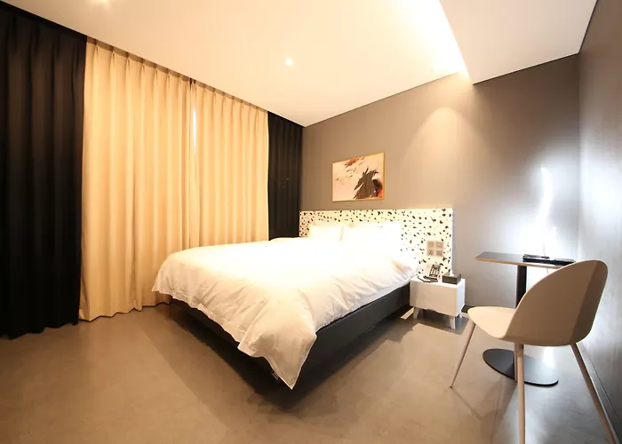 Hotel Zam 101 3*