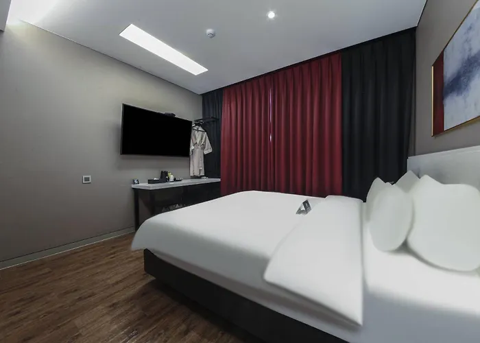 Hotel Zam 101 3*