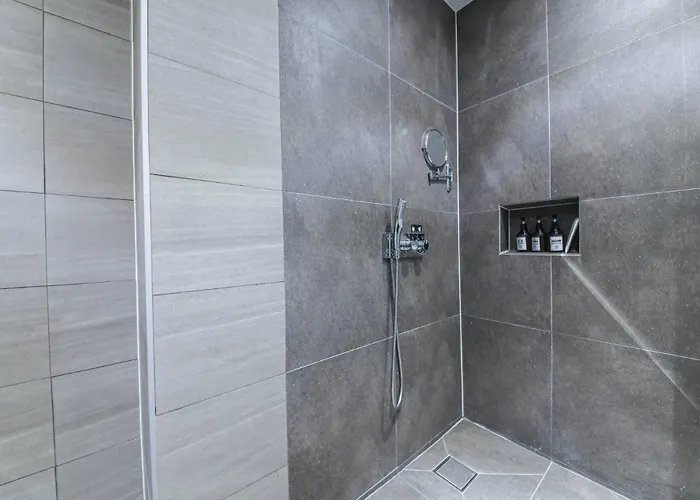 Zam 101 Hotel 3*
