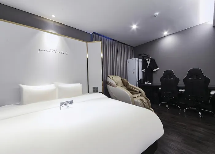 Zam 101 Hotel 3*