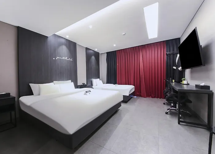 Hotel Zam 101 3*